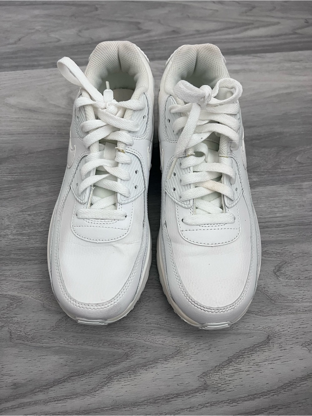 Nike Air Max White Leather Low-Top Sneakers